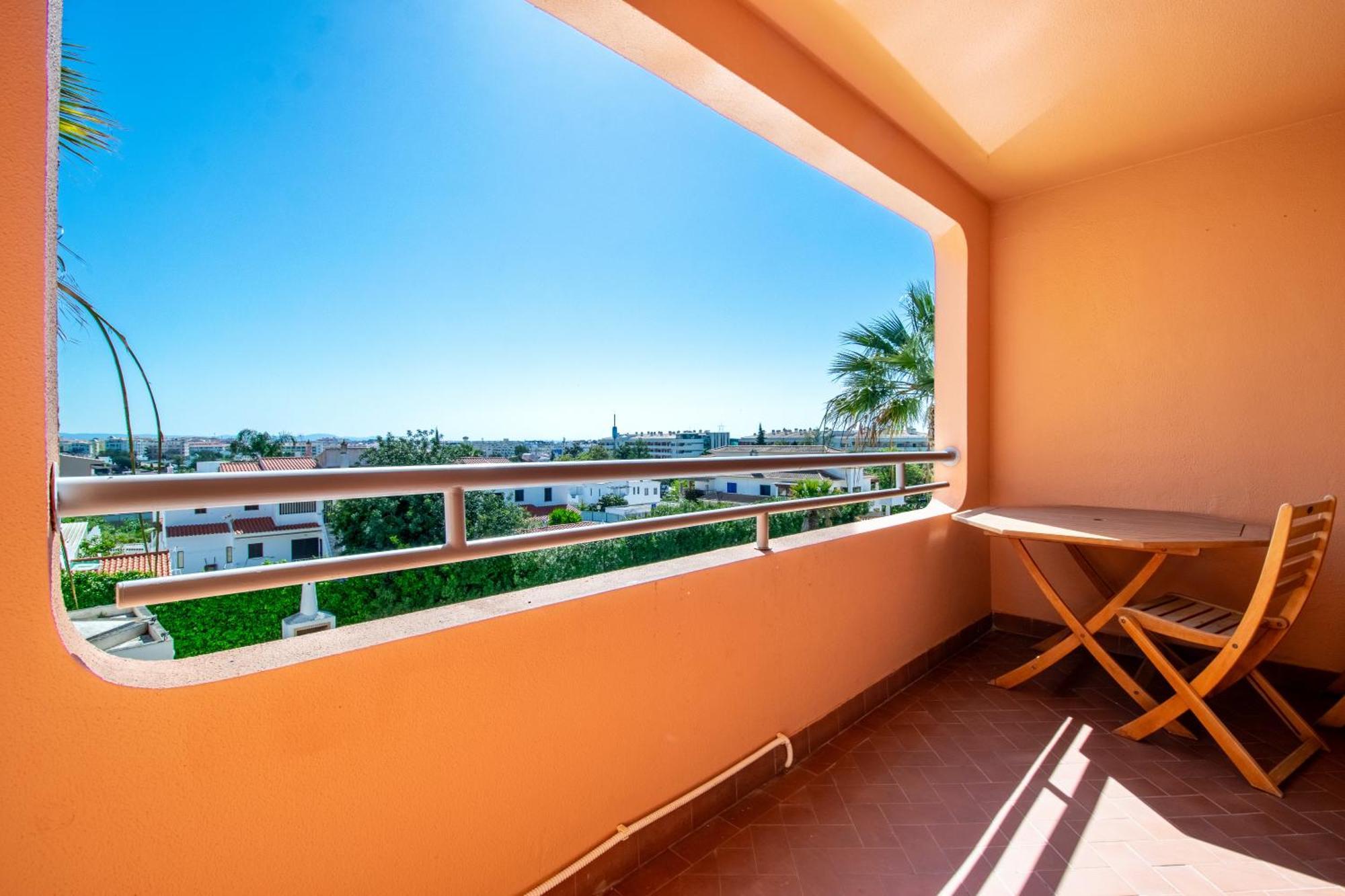 Bellavista Avenida By Beguest Apart-hotel 3*